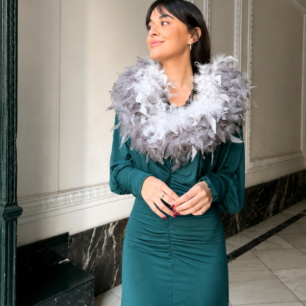 Collar de Plumas marabú Gris