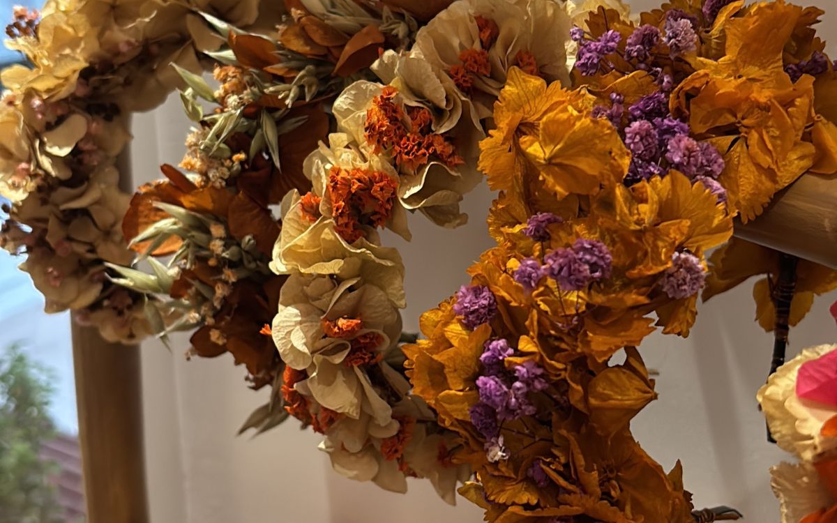 diademas de flores preservadas